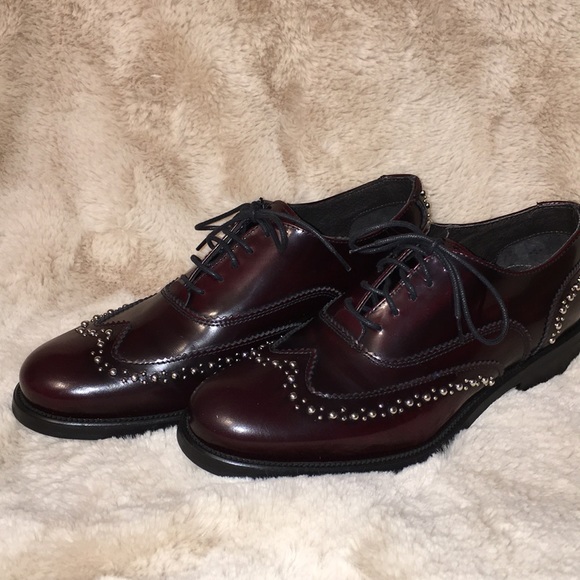 Boemos Shoes - Boemos Women’s Patent Lthr Studded Oxford Wingtip